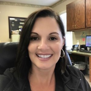 Meet your Posher, Sharon